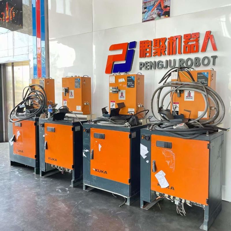KUKA KR 270 R2700 Ultra 6-Achsen Roboterarm mit 270 kg Nutzlast 2696 mm Reichweite und 0,06 mm Wiederholbarkeit