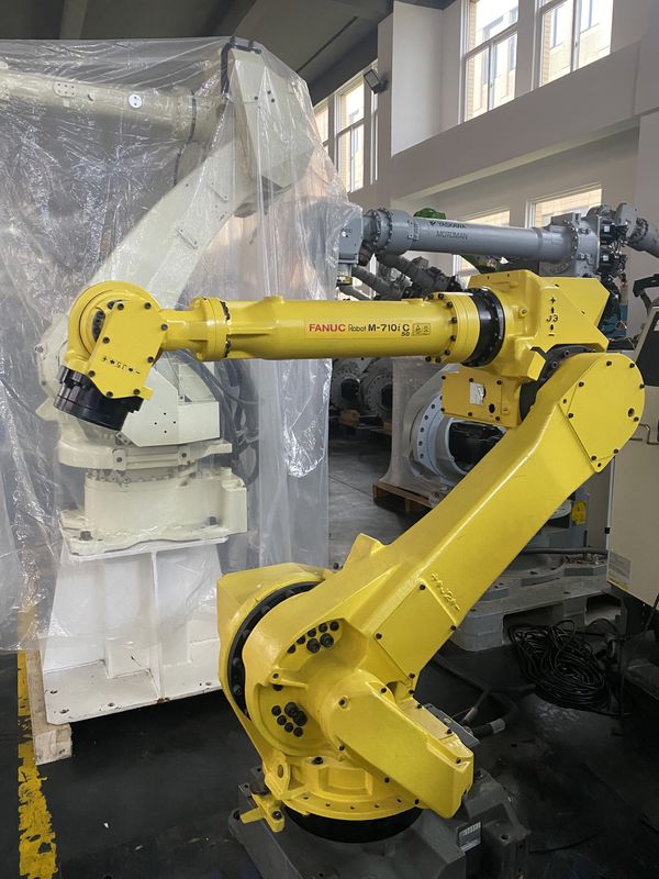 Benutzte Äxte FANUC M-710iC/70 Roboter-6 für Grundinstallation