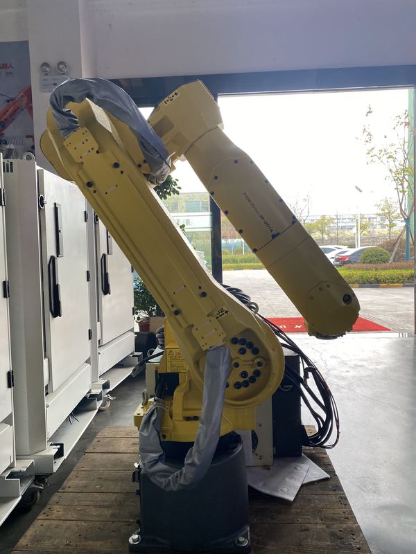 Fanuc 20iA ±0.07mm Wiederholbarkeitsbogenschweißender Roboter 20KG Nutzlast 1811 mm Reichweite für Bearbeitung, Handhabung und Messung von Teilen