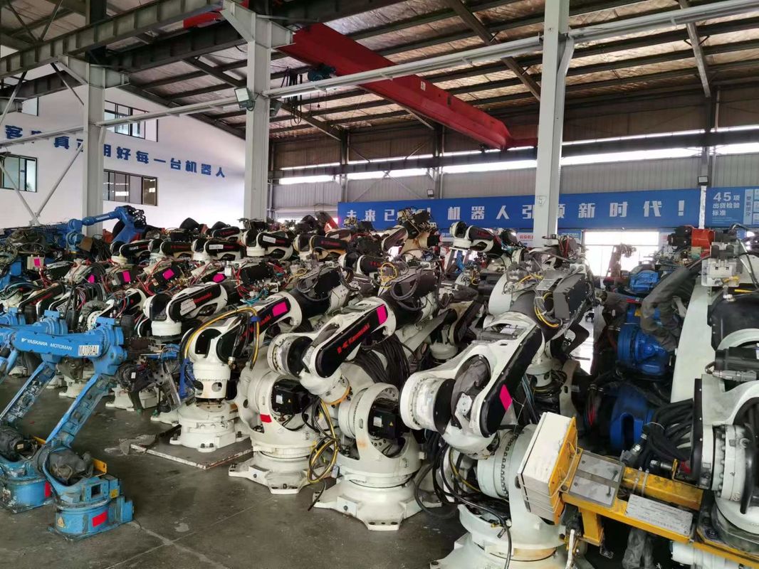 200kg Nutzlast-Spot-Schweißroboter mit 2650mm Reichweite und fortschrittlicher ES200D-Technologie Handeln Sie jetzt! Yaskawa ES200D - All-in-One-Lösung für nahtlose industrielle Anwendungen vom Schweißen bis zum Fräsen