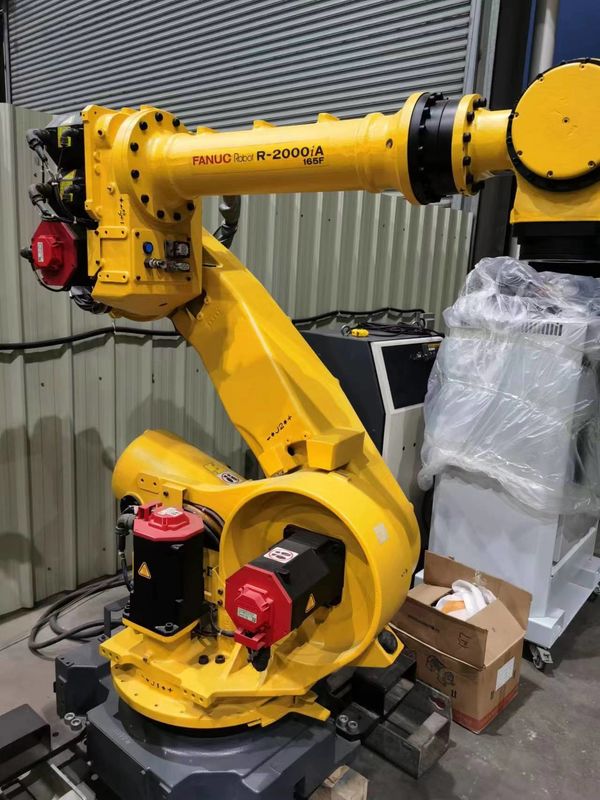 Picking Loading Arc Welding Robot Arm R-2000iA/165F FANUC Palettiermaschine 165kg 210kg