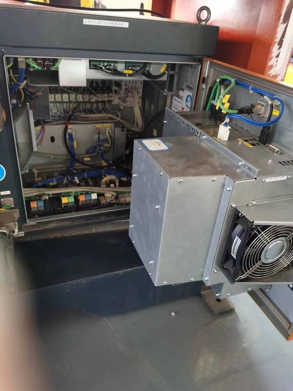 KUKA KR5 R1400 KRC4 Handhabung von Teilen, Messung, Montage von Teilen, Kleben - Klebeverbindung, Bogenschweißen