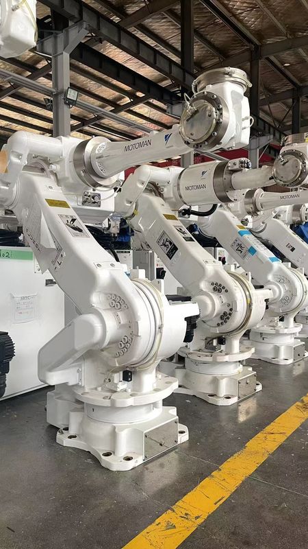 2061mm Reichweite CR50 XRC 50kg Nutzlast Motoman Bogenschweißroboter für die Druckmaschine und das Laden/Entladen von Teilen