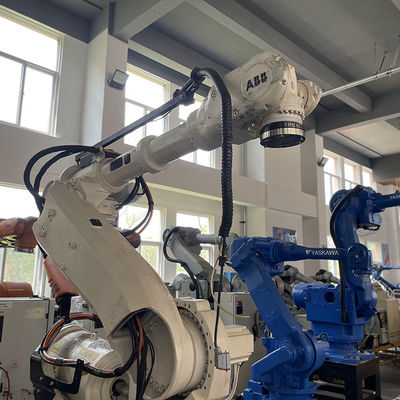 Benutzte industrieller hölzerner Rand-Prägeroboter-Schleifmaschine ABB6640-130 3,2 ABB