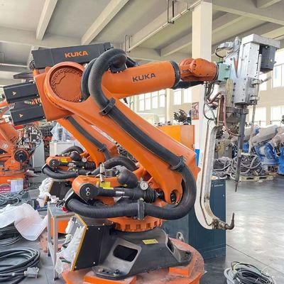 6 Achsen-industrieller benutzter Roboterarm KUKA KR210 für die schweißende Palettierung