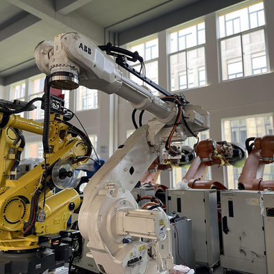IP67 benutzte ABB-Roboter-hölzerner Rand-reibenden Prägeroboter IRB6640-130/3.2