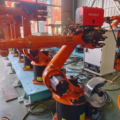ED05 Steuerung, Ladepunkt-Schweißroboter Kuka KR16L6 mit 1610 mm Reichweite