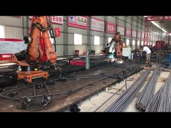 Der KUKA KR 16 L6 ist ein langreichender Roboterarm mit niedriger Nutzlast.